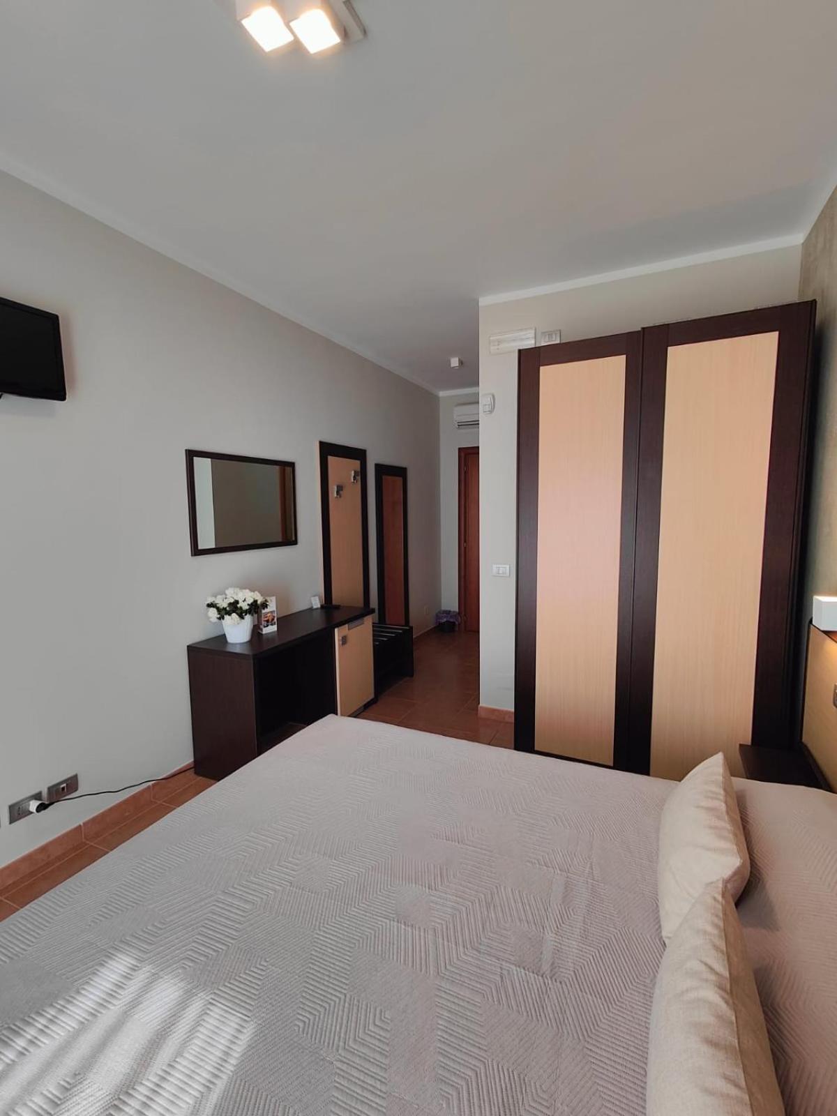 Villa Fenice Bed & Breakfast Βιέστε Εξωτερικό φωτογραφία