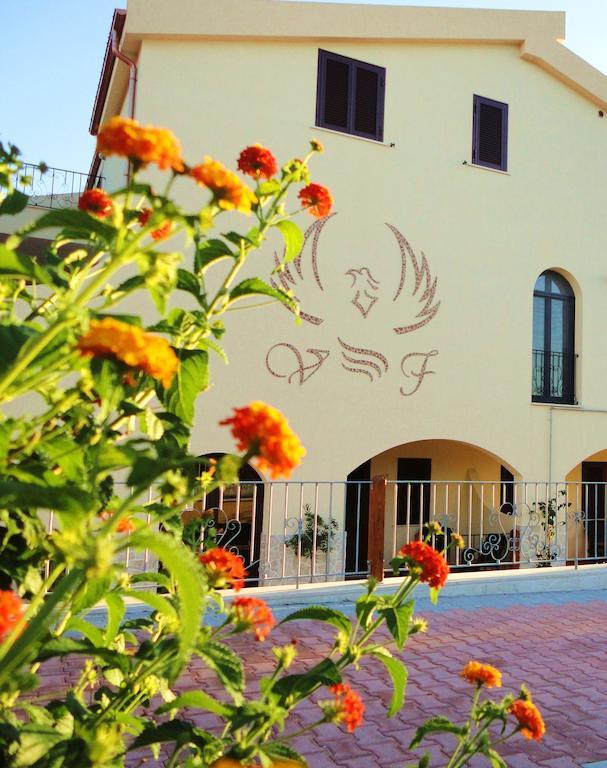 Villa Fenice Bed & Breakfast Βιέστε Εξωτερικό φωτογραφία