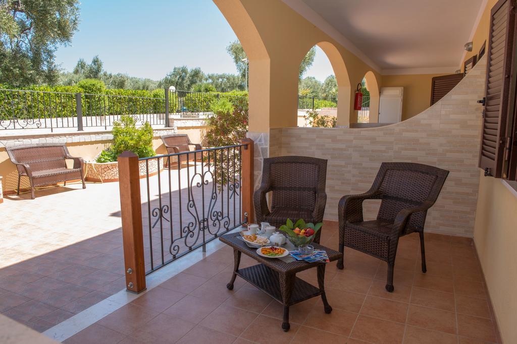 Villa Fenice Bed & Breakfast Βιέστε Εξωτερικό φωτογραφία